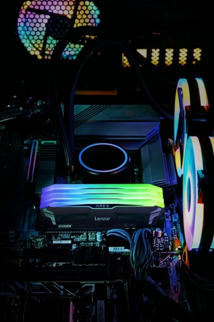 Herná pamäť DDR5 Lexar ARES RGB 32GB