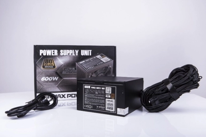 Napájací zdroj ATX 600 W, aktívne PFC, 120mm ventilátor, 80 PLUS Bronze