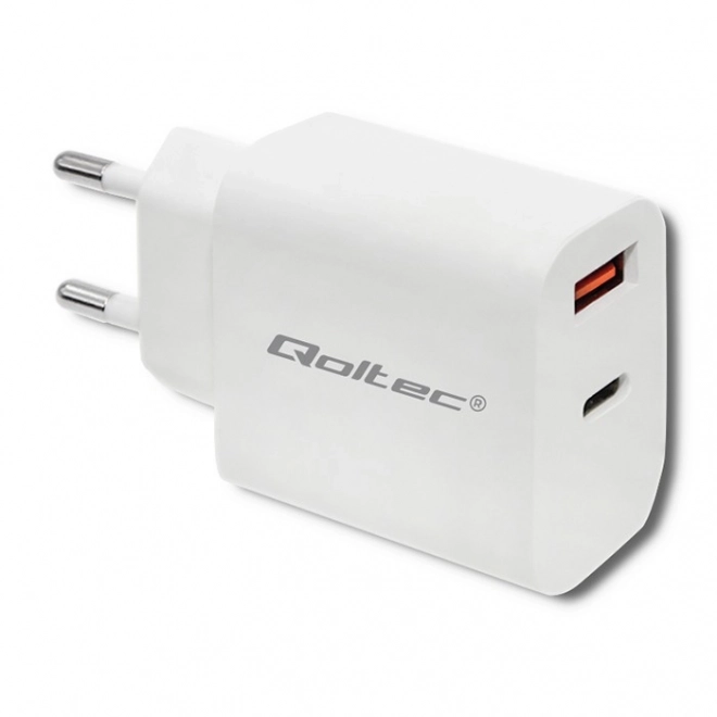 Sieťová nabíjačka Qoltec s USB C a QC 3.0 biela