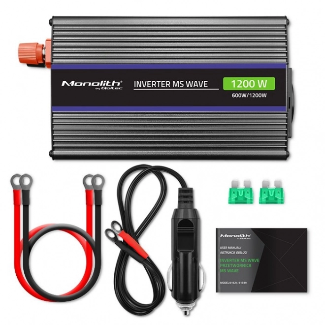 Praktická menička napätia Qoltec 1200W s USB