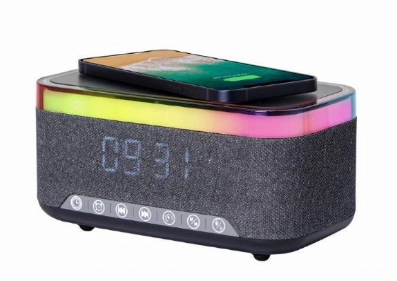 Digitálny budík s nabíjačkou a rádiom DAB/FM RGB