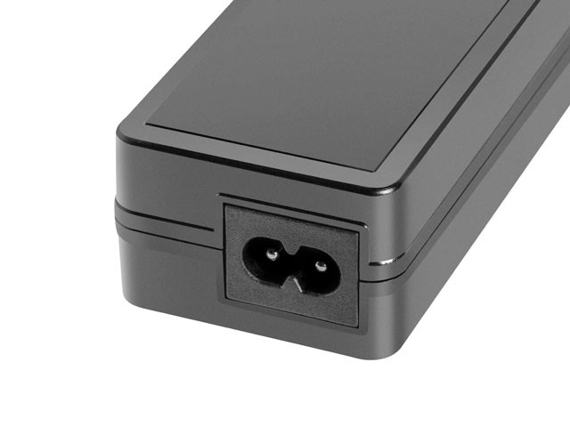 Univerzálny napájací adaptér k notebooku NATEC Torpedo UNI‑70 65 W