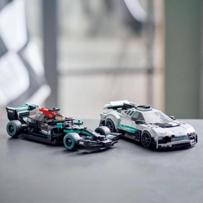 Kocky Speed Champions Mercedes-AMG F1 W12 E Performance a Mercedes-AMG ONE