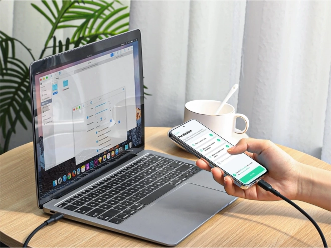 Aukey silikónový USB-C kábel 1m 240W