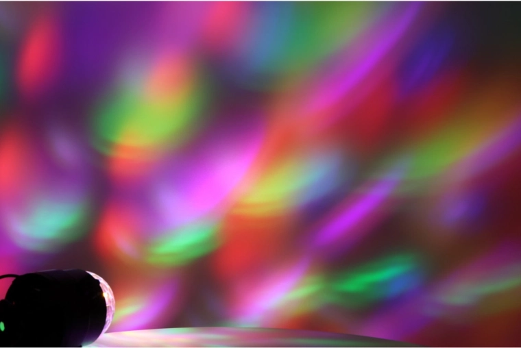 Viacfarebné LED svetlo