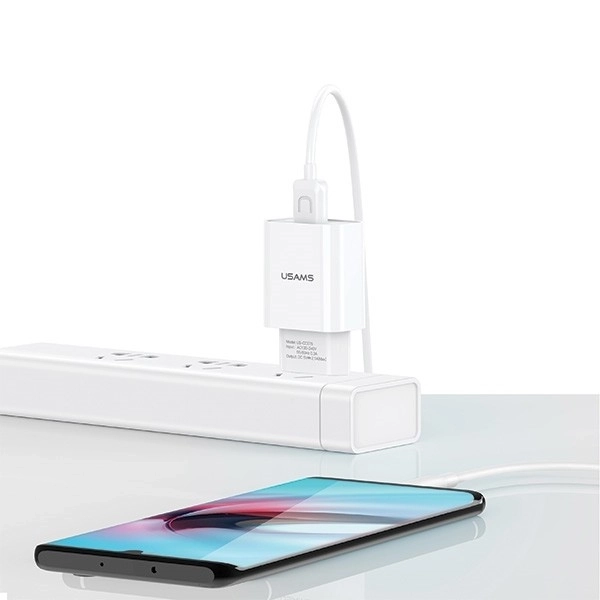 Sieťová nabíjačka s microUSB káblom 2,1A