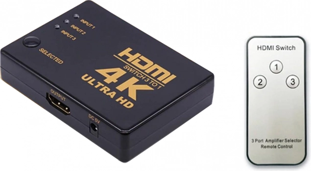 Tri HDMI zdroje na jednom vstupe TV