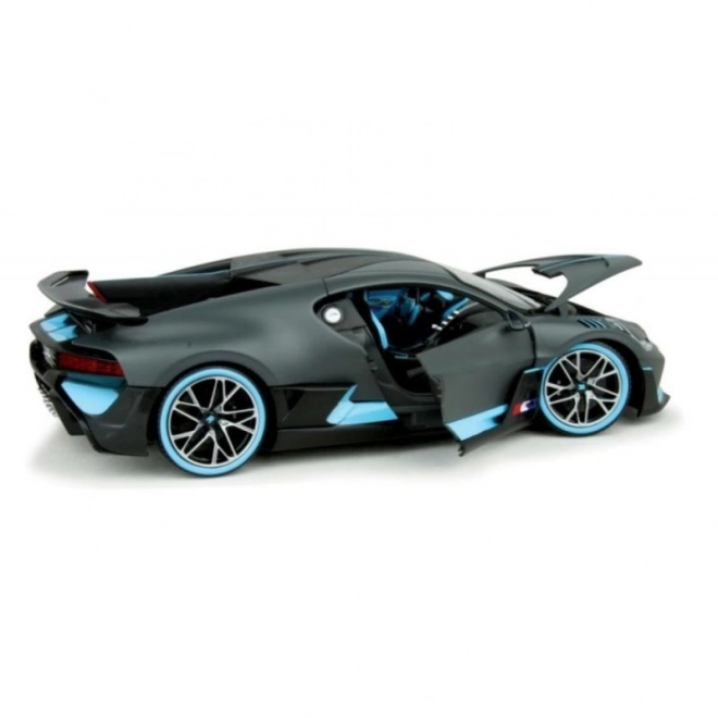 Bburago 1:18 TOP Bugatti Divo Grey