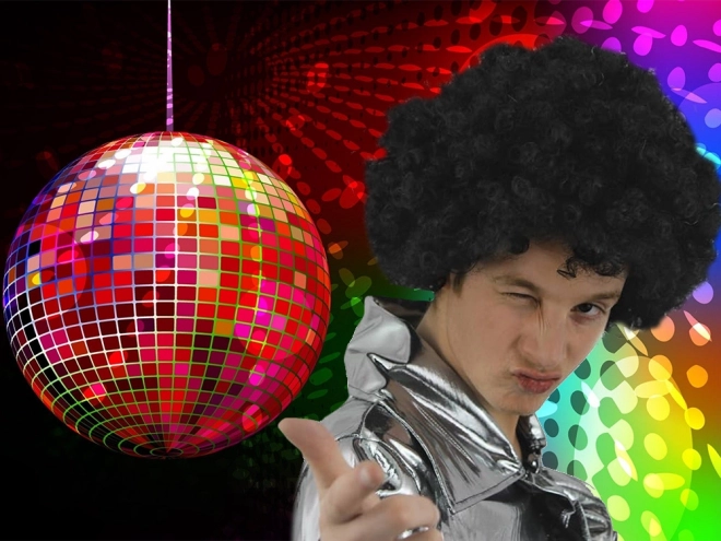 Čierna kučeravá afro parochňa na karnevalovú párty