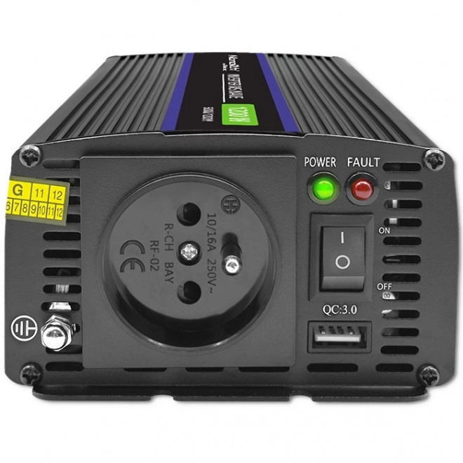 Praktická menička napätia Qoltec 1200W s USB