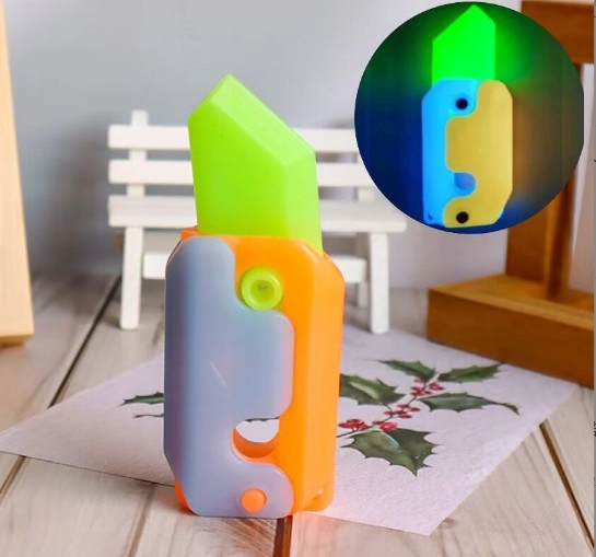 E-shop Plastový fluorescenčný nôž pre deti 11 × 4,5 cm