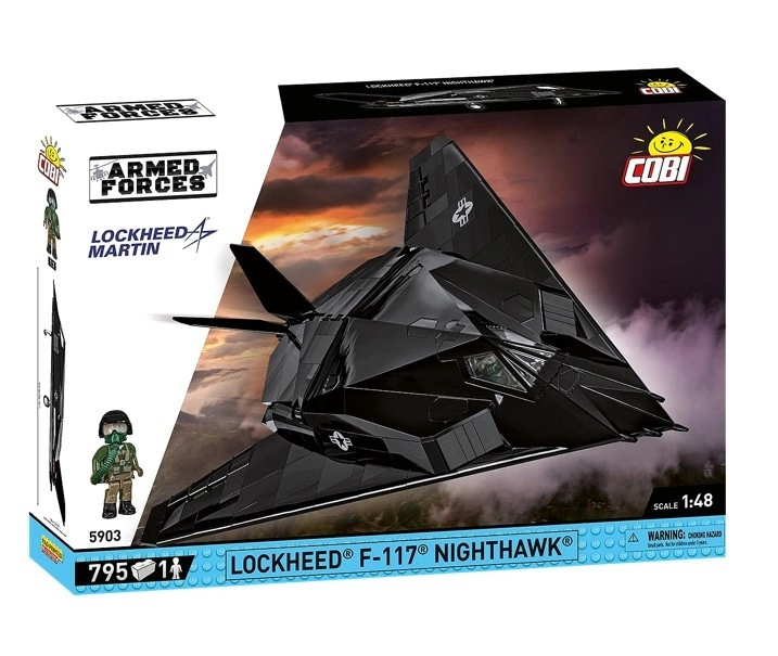 Model F-117 Nighthawk z 795 dielov