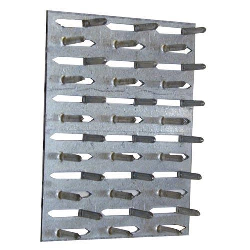 E-shop Tyčová doska 120 × 99 mm z žiarovo pozinkovanej ocele