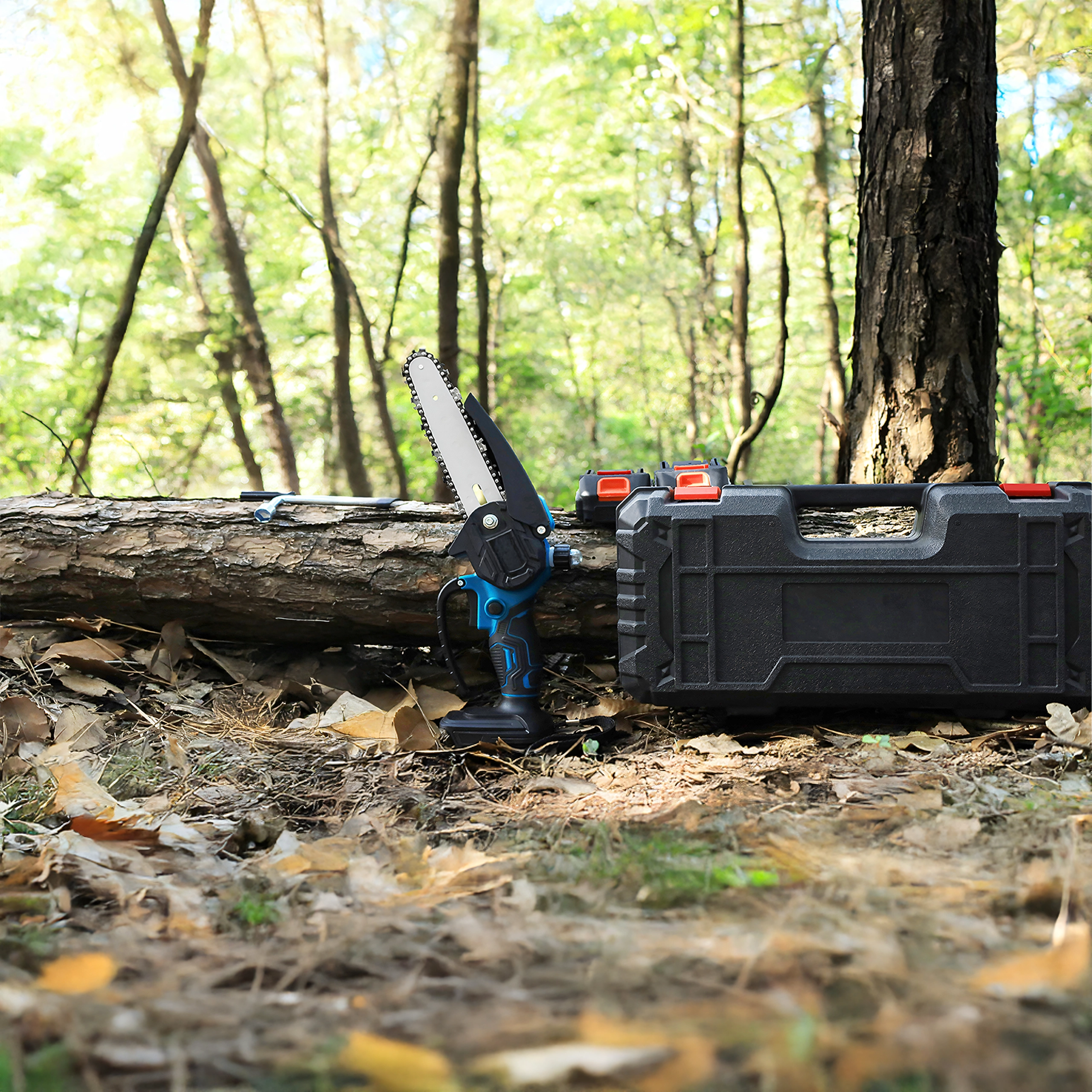 Akumulátorová mini reťazová píla na drevo a vetvy