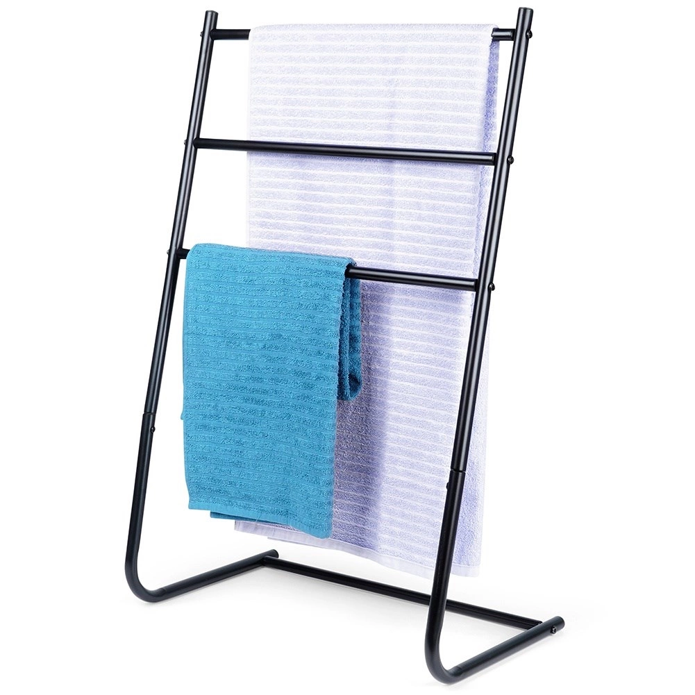 Stojanový kovový čierny vešiak na uteráky Vilde