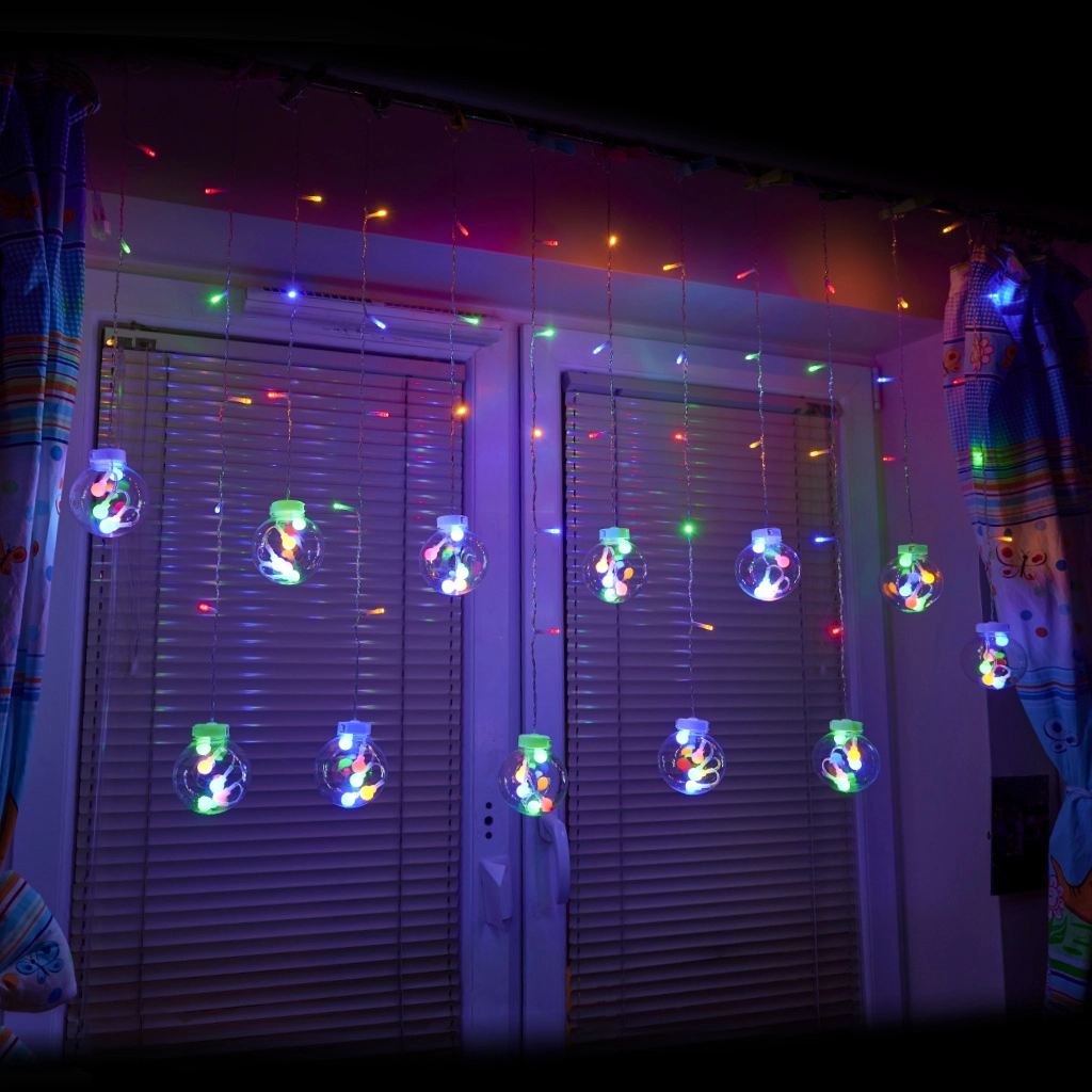 Vianočné LED svetelné gule 3m 108 LED Multicolor