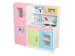 Farebná drevená kuchynka pre deti